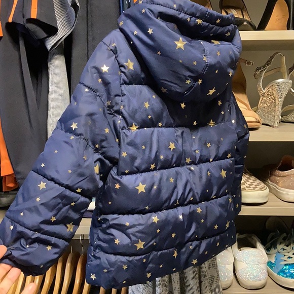🌊Old Navy Toddler Girls Blue/Gold Stars Puffer🌊 - Picture 2 of 6
